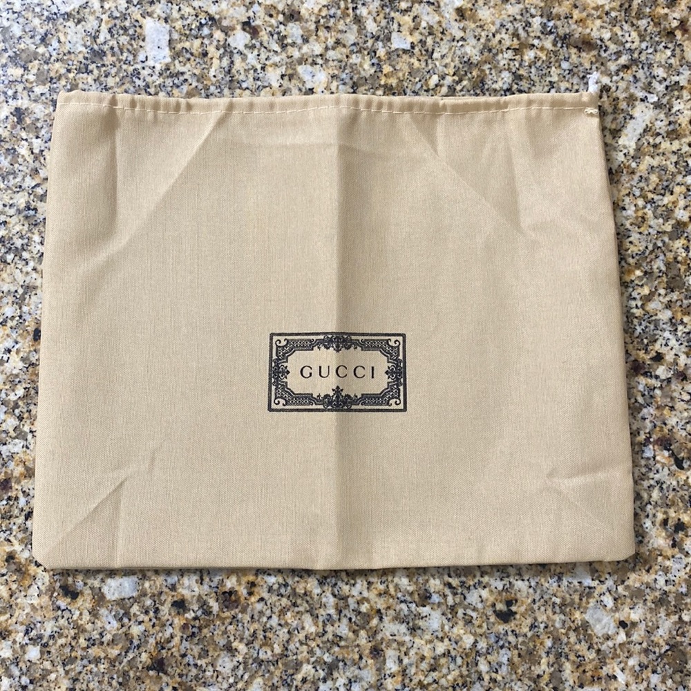 Dust bag